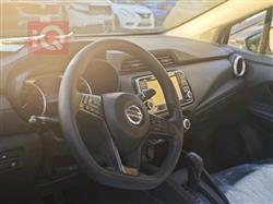 نيسان فيرسا